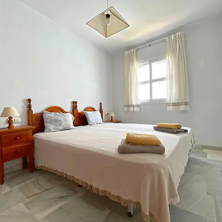 Huerta Enmedio 15 Terraced House In Tranquil Location In Conil Center Sleeps 4 Feriehus