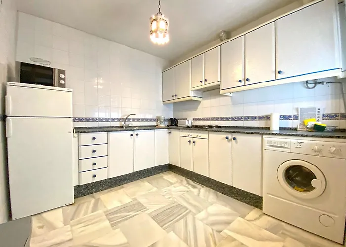 بيت للعطل Huerta Enmedio 15 Terraced House In Tranquil Location In Conil Center Sleeps 4 *