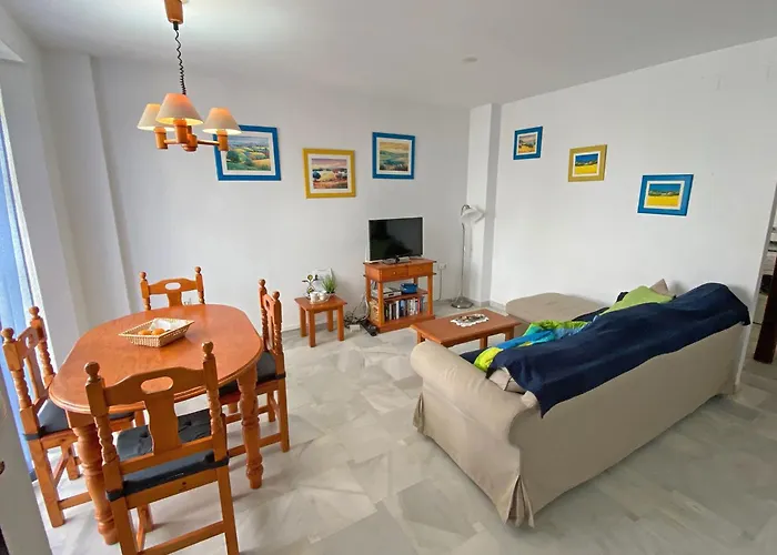 Huerta Enmedio 15 Terraced House In Tranquil Location In Conil Center Sleeps 4 Conil De La Frontera