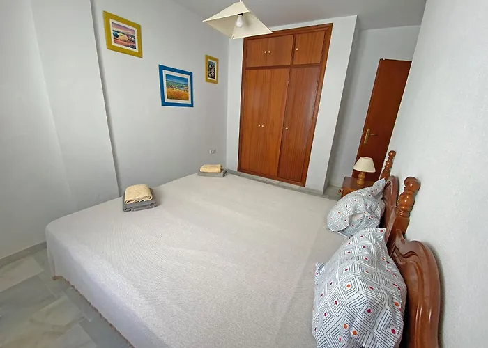 Huerta Enmedio 15 Terraced House In Tranquil Location In Conil Center Sleeps 4 * كونيل ذي لا فرونتيرا