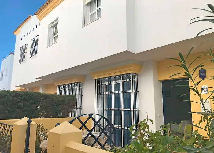 Casa vacanze Huerta Enmedio 15 Terraced House In Tranquil Location In Conil Center Sleeps 4 Conil De La Frontera
