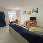 Huerta Enmedio 15 Terraced House In Tranquil Location In Conil Center Sleeps 4 *